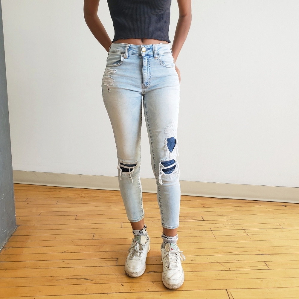 Cropped Distressed Skinny Jeans